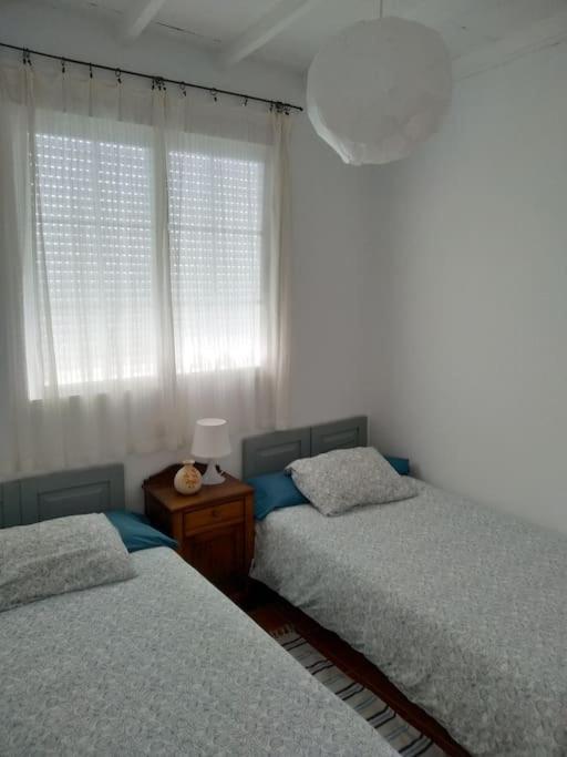 Villa A Barraca. Casa Con Jardin Y Vistas A La Ria Bueu Esterno foto